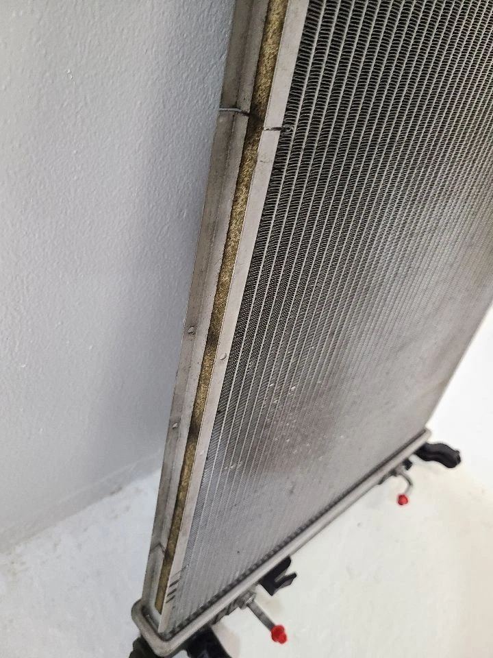 2013-2019 NISSAN VERSA Radiator Hatchback Note CVT 214603VB3A - Image 3 of 4