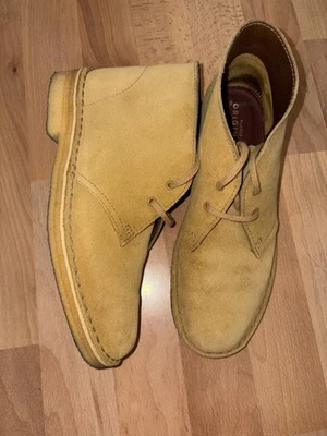 Clarks Desert Chukka