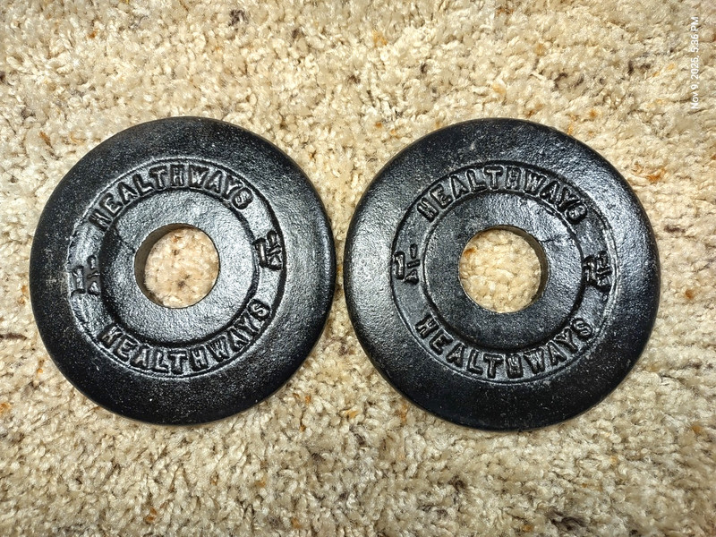 2 VINTAGE Healthways 1-1/4 LBS Weights 1 inch standard