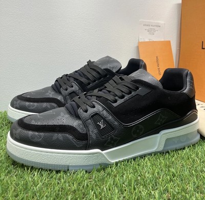 Size LV US) Louis Vuitton Trainer Black SUPER