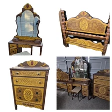 Beautiful Vintage Art Deco Bedroom Set. Vanity/Mirror, Dresser,...