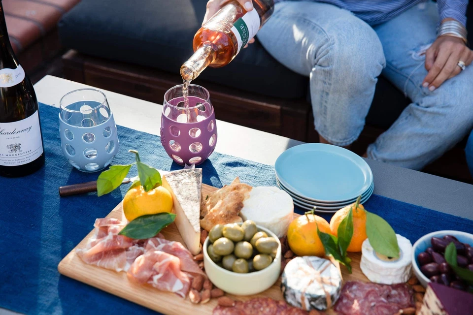 Lifefactory Wine Glass Set with Protective Silicone Sleeve, 2 Count (Pack of ... - Image 4 of 4