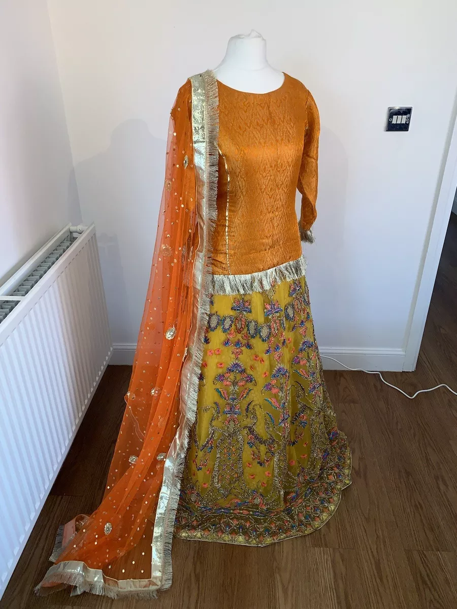 Mehndi dresses top lehenga choli