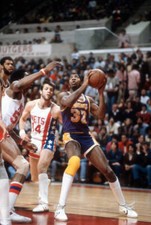 Earvin Magic Johnson 1980's Basketball Photo 8