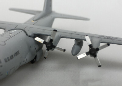 1:400 GeminiJets US Air Force FOR LOCKHEED C-130H 90-1057