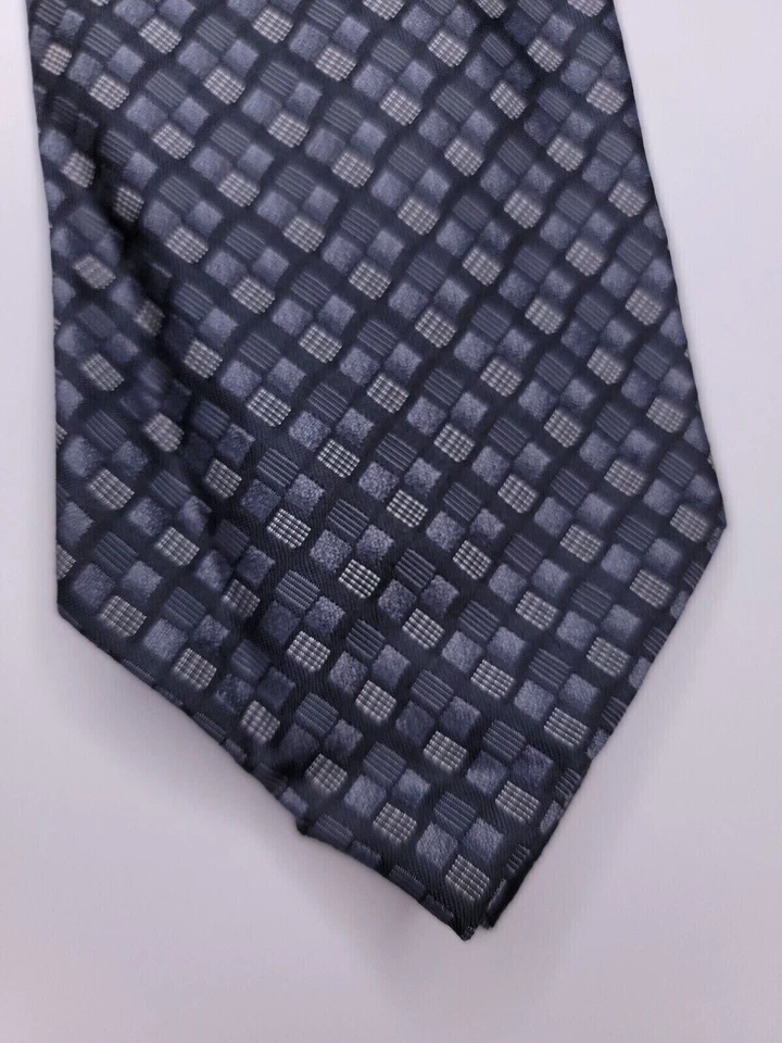 Corbata formal Versa para hombre 58"Lx3,75"W gris/negro Foto 2 de 4