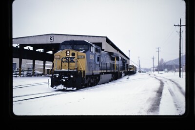 Railroad Slide - CSX #9043 Locomotive 2003 Train Yard Shed Vintage | eBay