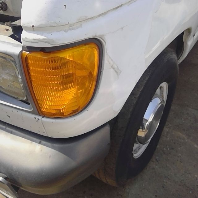 FITS 92-07 FORD VAN E250 Fog/Park Lamp-Turn Signal (outer headlamp mounted) LH