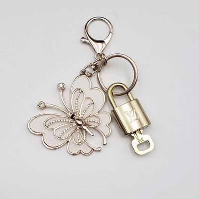 Authentic Louis Vuitton Lock & Key w/ Unbranded Butterfly Bagcharm, Keychain