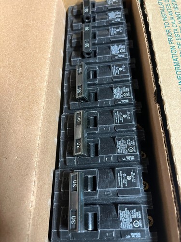 (6) Siemens Q230 2-Pole Circuit Breaker 30a NEW IN BOX - Picture 2 of 3
