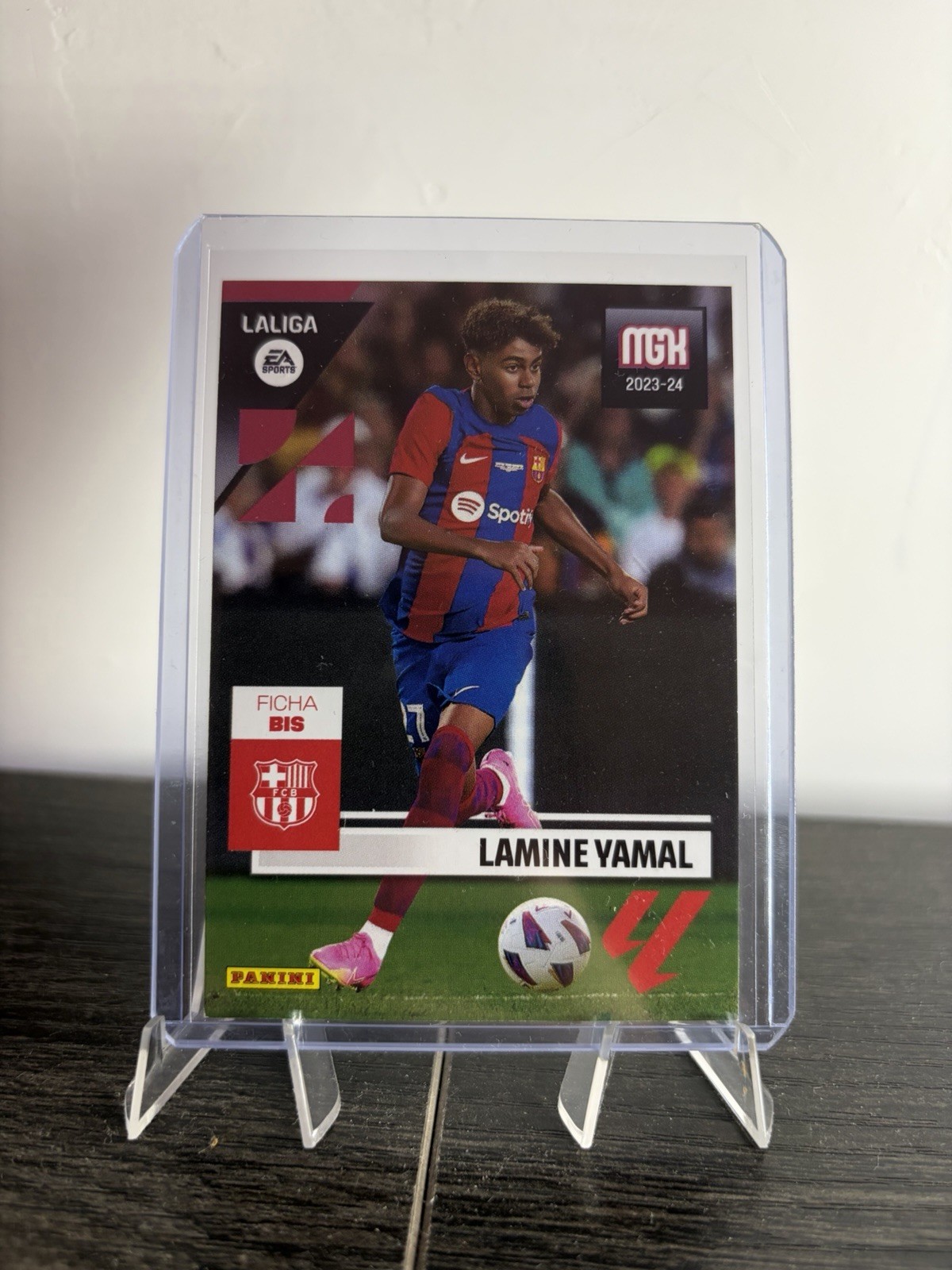 Lamine Yamal #108BIS — 2023/24 Panini Megacracks La Liga EA Sports | Rookie Card