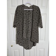 Lularoe small women's floral kimono