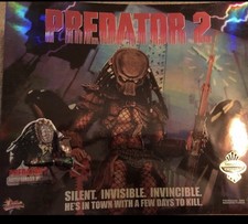 Hot Toys Predator 2 Battle Damaged Version MMS45 1/6  Brand New Sealed