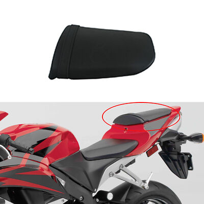 バイク用リア・シートカウル オートバイリアピリオン助手席カウルシートバックカバー ために CBR600RR ために CBR 600R オートバイ  バイク リアピリオンパッセンジャーカウルシート ホンダ ホンダ CBR600 RR F5 2003-06 ブラックシート フェアリングカウル  CBR600RR 2003 ... CBR 600 RR 2013-2018 オートバイリアピリオン助手席カウルシートカバーフェアリング CBR600RR 2013 2