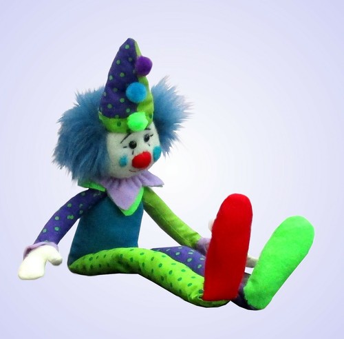 Casper Clown sewing pattern makes a soft toy doll standing 16" tall. - Picture 3 of 8