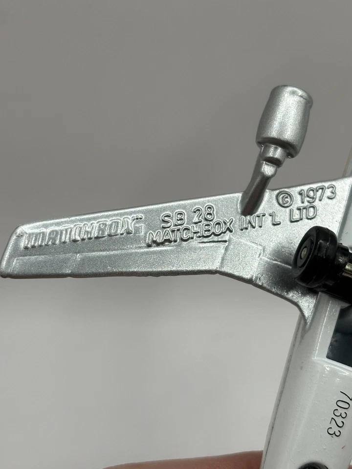 Airbus A300B Iberia 1973 vintage, SB-28, Matchbox International Ltd blanco Foto 3 de 4