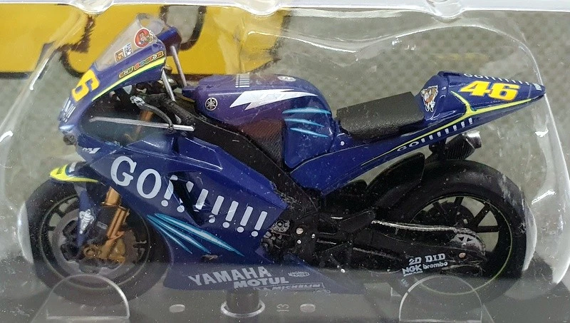 Altaya 1/18 Scale FFR61 - Yamaha YZR-M1 #46 World Champion 2004 Rossi - Image 4 of 4