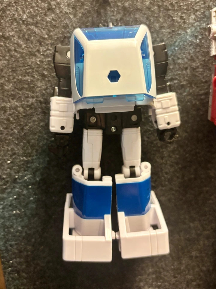 Transformers War Cybertron Optimus Prime Buzzworthy Origin Bumblebee Jazz lot!!! - Image 4 of 4