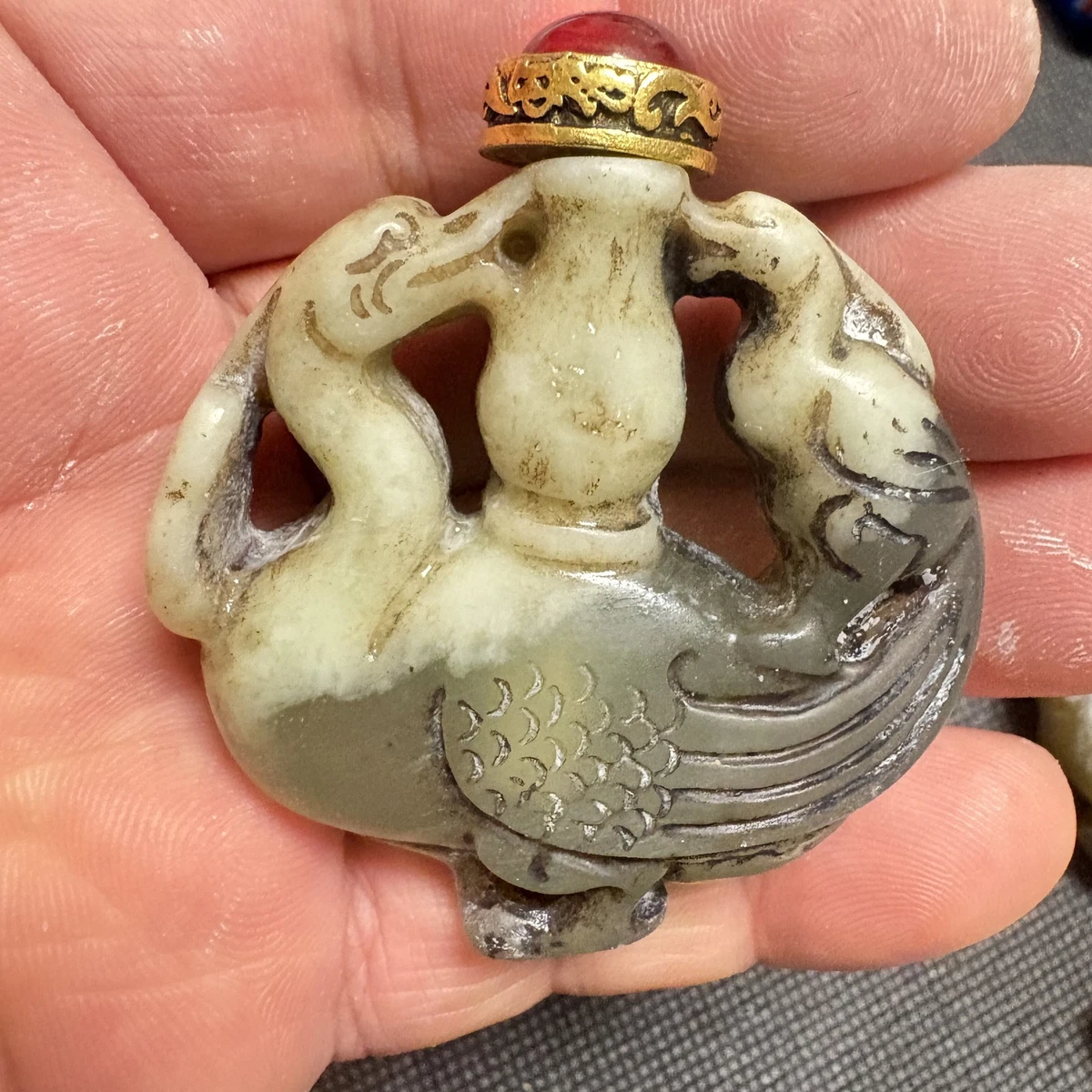 天然玉製 陽刻 仙人文 鼻煙壺 明清時代 高さ約5.5cm 天然玉製 陽刻 仙人文 鼻煙壺 明清時代 高さ約5.5cm 乾隆年製 細密彫刻