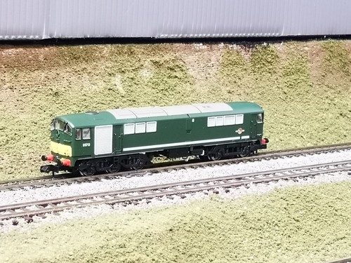 Locomotora diésel verde Rapido 905003 clase 28 calibre N Co-Bo D5713 BR | Condition: New