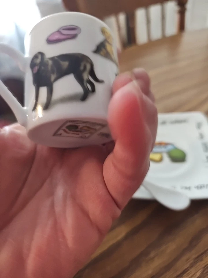 "Mini taza China para perros 2 1/8"" mejor amigo Paul Casdew" Platillo y cuchara. Foto 4 de 4