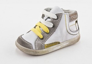 baby boy sneakers size 3