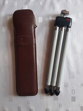 Susis Kamerastativ, Stativ mit Lederetui vintage top