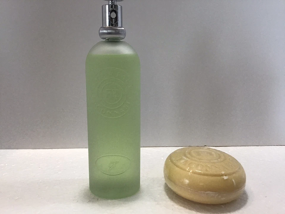 FACE A FACE By Faconnable Eau De Toilette Spray Mujer 150 ml y Jabón Set de Regalo RARO Foto 2 de 4