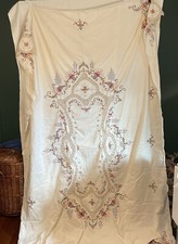 62"x100" Large Embroidered Tablecloth And 7 Napkin Set Tons Of Flowers Colors
