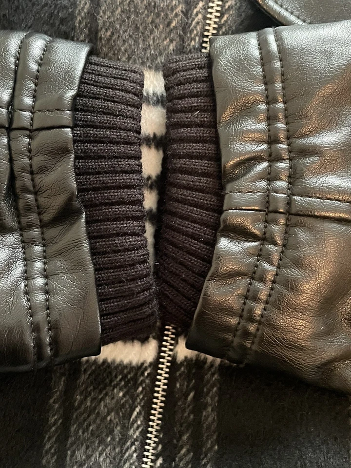 Chaqueta grande Guess Los Angeles para mujer blanca y negra a cuadros con cremallera Foto 4 de 4