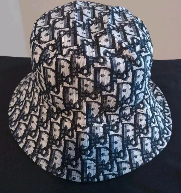 bucket head dior