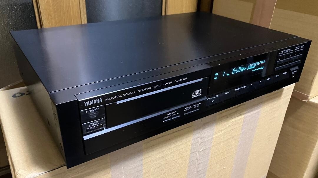 ヤマハ - ヤマハ YAMAHA CD-2000 CDプレーヤー ナチュラルサウンド 希少 YAMAHA・ヤマハ CD-2000 CDプレーヤー - YouTube