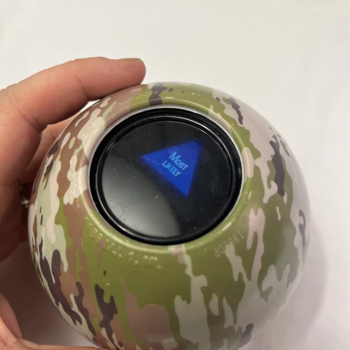 Magic 8 Ball Classic Fortune-Telling Novelty Toy, Camouflage