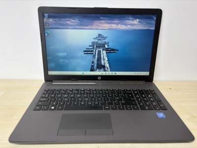 HP Laptop 250 G7 15,6'' Intel Celeron N4020 8GB RAM 256GB SSD Windows 11 Pro LESEN