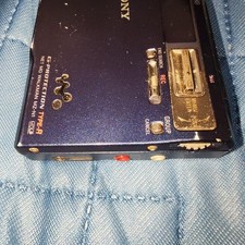 SONY MZ-N1 NET MD WALKMAN MD player, powered on and confirmed.