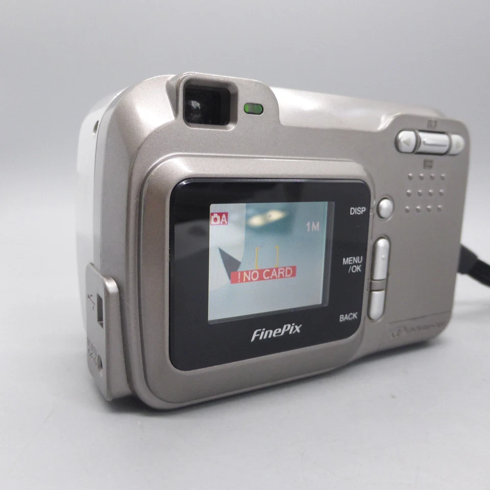 Fujifilm FinePix A204, photo 3 of 5