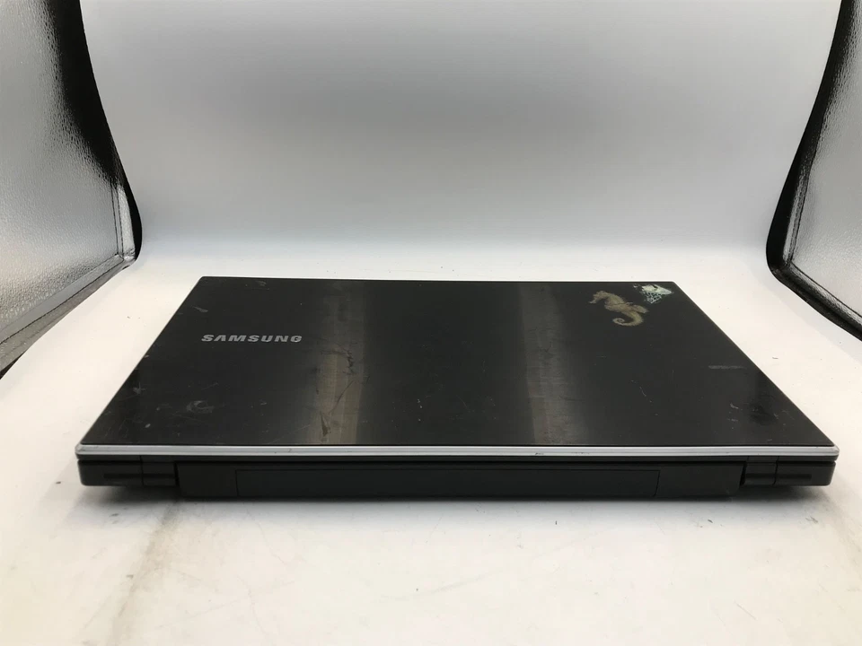 Samsung 300V Intel Core i5-2450M 15" Laptop - BOOTS/BAD DISPLAY -MZ - Image 4 of 4