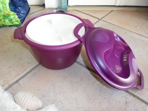 TUPPERWARE MIKROWELLE REISKOCHER 2,2 L Quinoa Grieß Polenta VIOLETT