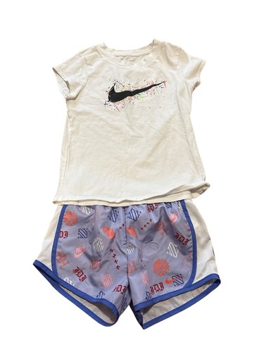 Kids Purple Nike Shorts Set Size 6 - Picture 3 of 3