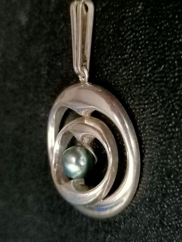 Ancien Grand Pendentif Perle Noire Sur Argent Massif. - Picture 6 of 11