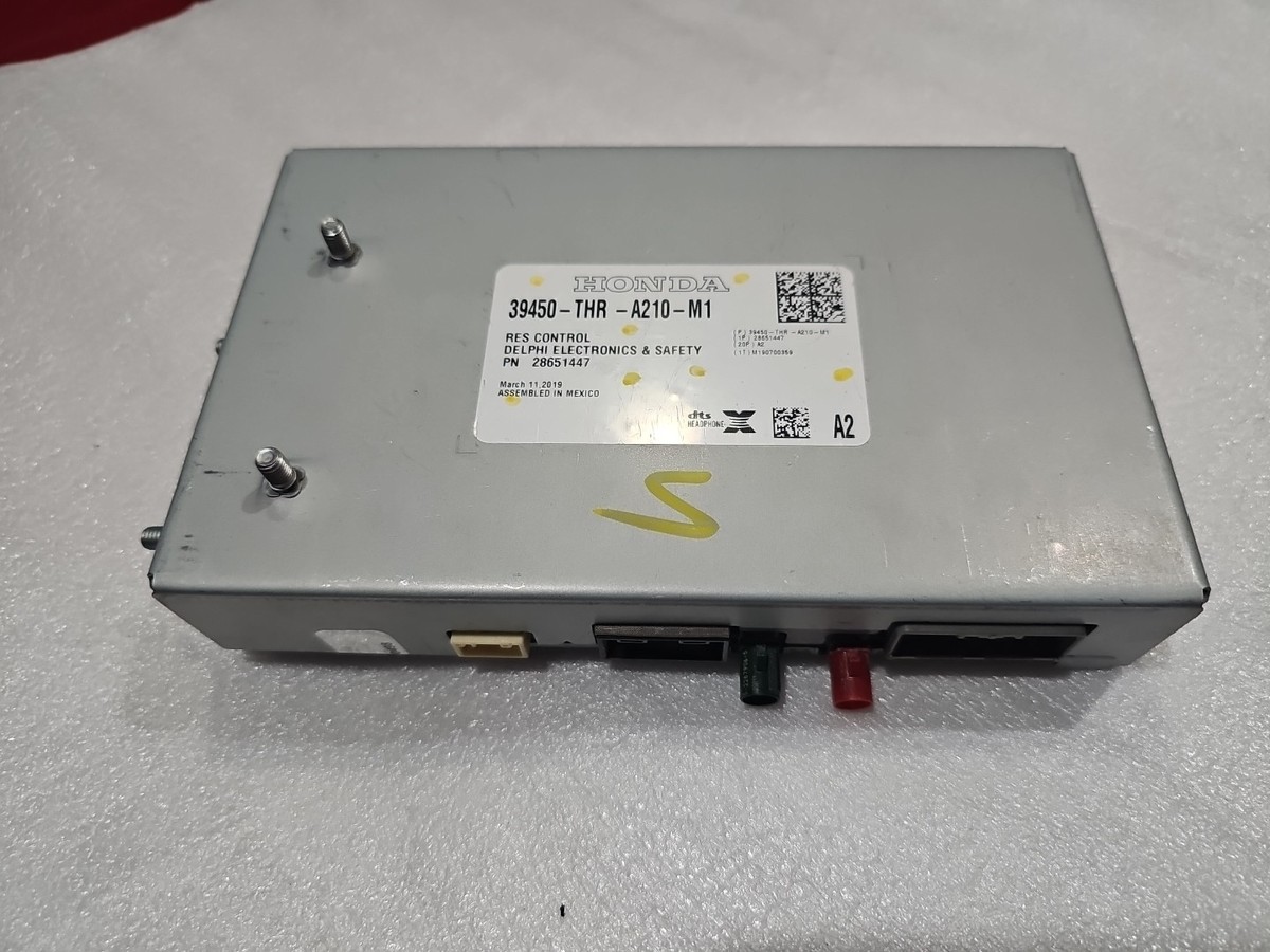 その他 HONDA EM3800 2019-2020 Honda Odyssey OEM RES Rear Entertainment System Control