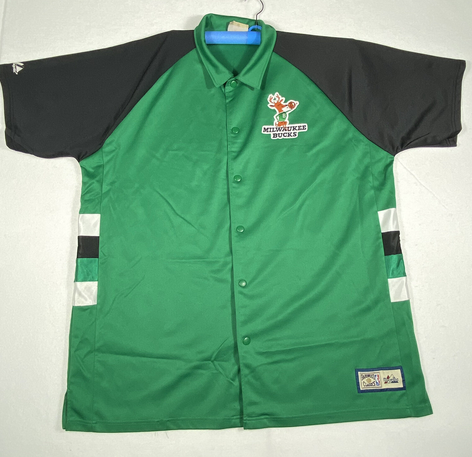 Vintage NBA Milwaukee Bucks Warm Up 