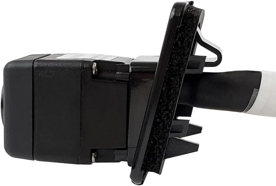 for Subaru Forester (2014-2016) Backup Camera OE Part # 86267SG000 - Image 3 of 4