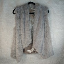 Kaleidoscope Light Gray Fuzzy Shag Soft Faux Fur Vest Osfm - Euc
