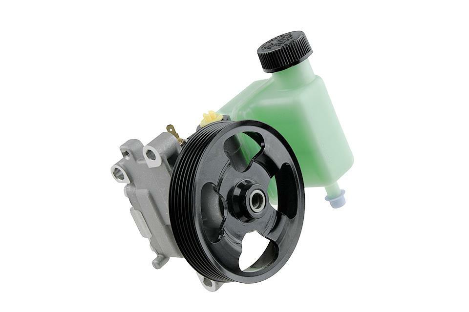 Pompe direction assistée pour réparation circuit hydraulique Mazda 3 BK