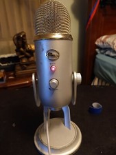 Blue A00132 Yeti Silver Pivoting Microphone - USB Tested And Working No Cable