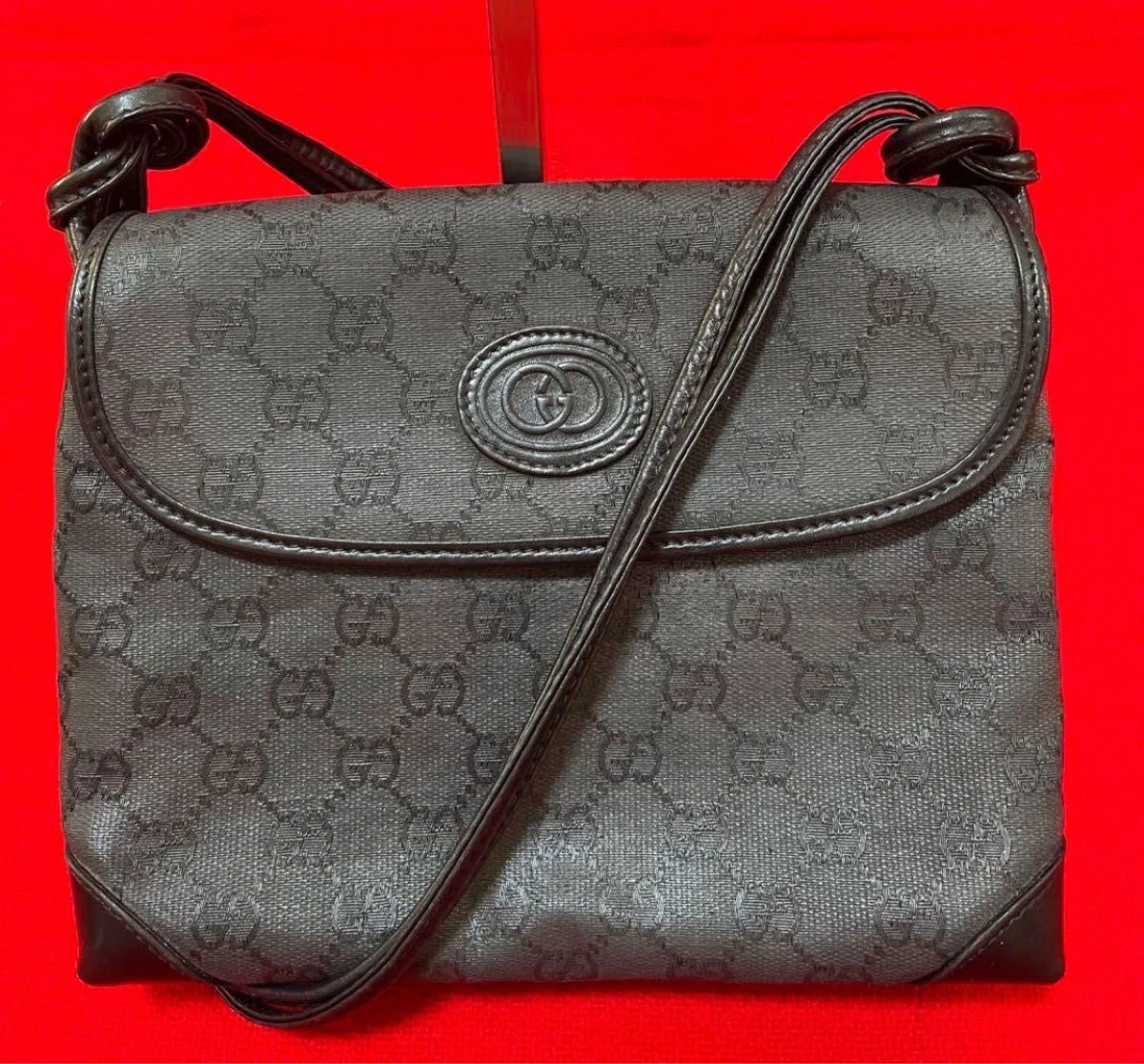 Beauty GUCCI GG Sac Pochette Bandoulière Sac Noir Noir 084