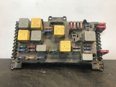 Mercedes-Benz Vito Viano W639 2008 Diesel Sicherungskasten A6395450401