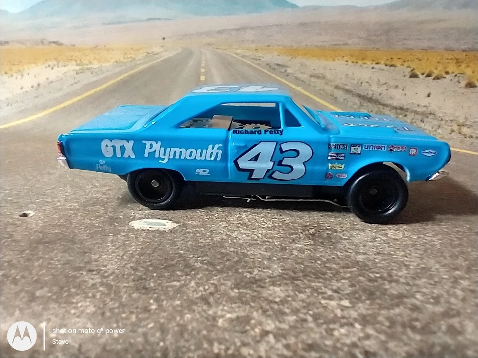 Chasis personalizado Richard Petty #43 MoDeL MoToRING T-jet 1967 GTX AW Ultra G Foto 2 de 4