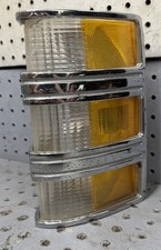 1975 - 1978 Ford Ltd Lh Driver Side Parking Light Lamp With Bezel 1975 - 1978 Ford Ltd Lh Driver Side Parking Light Lamp With Bezel